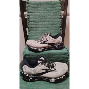 Brooks Women's Ghost 14 Neutral Running Shoes - White/Black Camo  Size 8